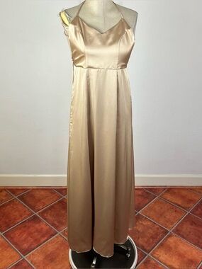 Show Me Your MuMu Godshaw Goddess Gown